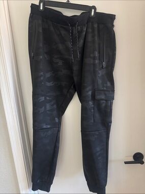 Men's Black Camo Cargo Joggers with Drawstring Waist